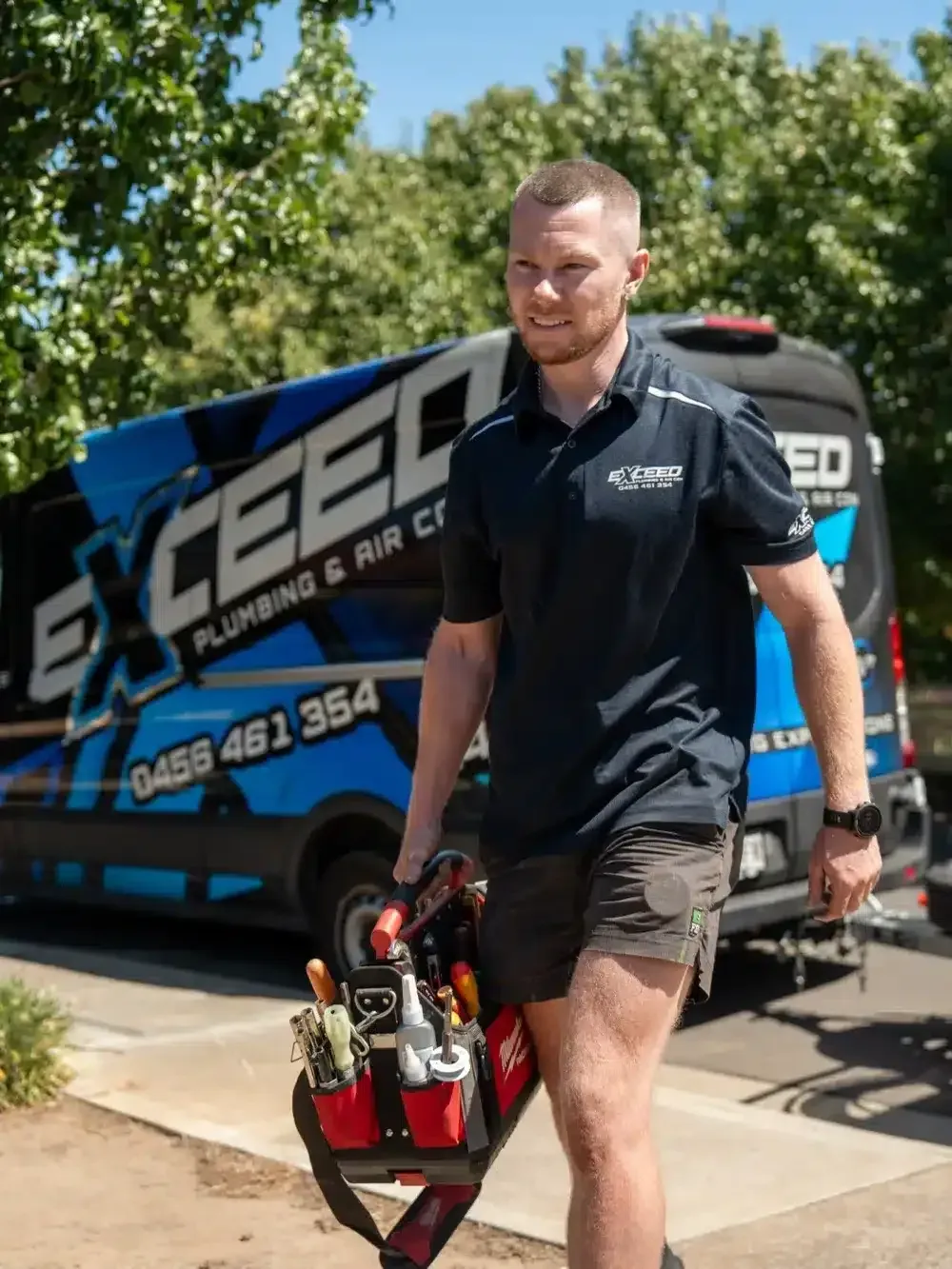 Local plumber arriving at a Edwardstown home